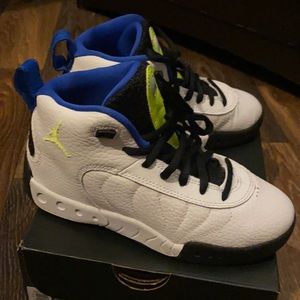 Gently worn - only worn 2 or 3 times